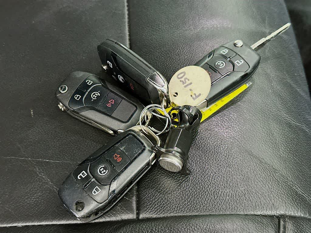 Thumbnail: 2016 Ford F-150 - 22