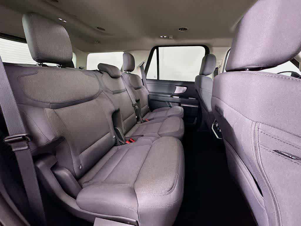 Thumbnail: 2026 Ford Expedition - 31