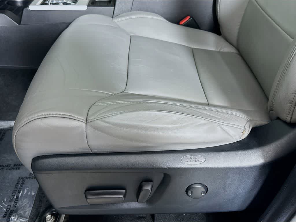 Thumbnail: 2021 Toyota Tundra - 30