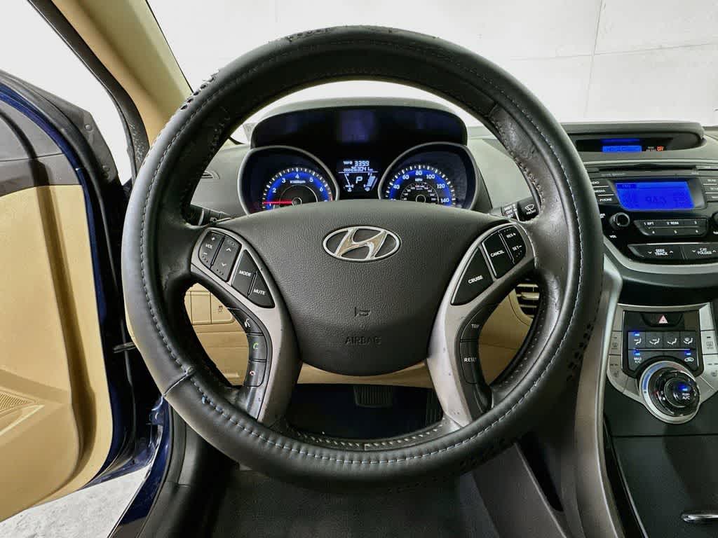 Thumbnail: 2013 Hyundai Elantra - 15