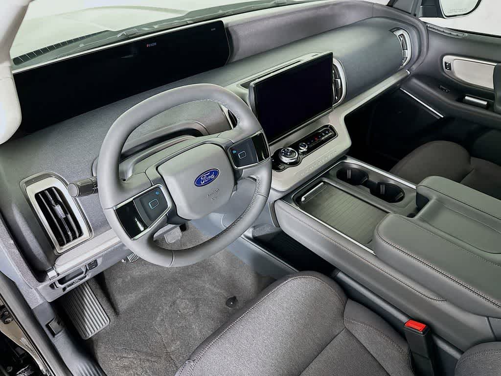 Thumbnail: 2025 Ford Expedition - 2