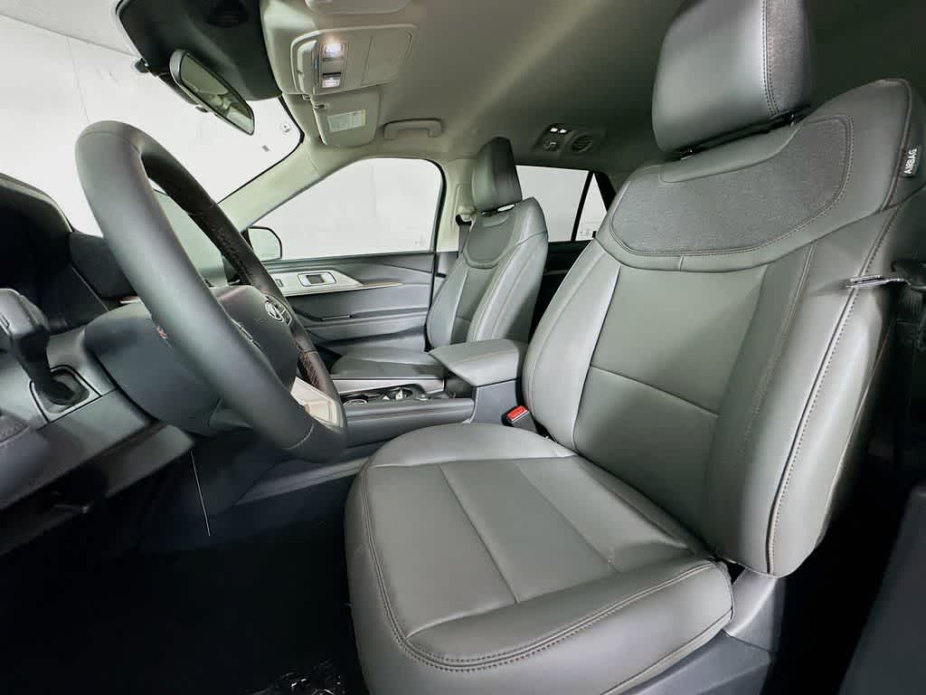 Thumbnail: 2026 Ford Explorer - 13