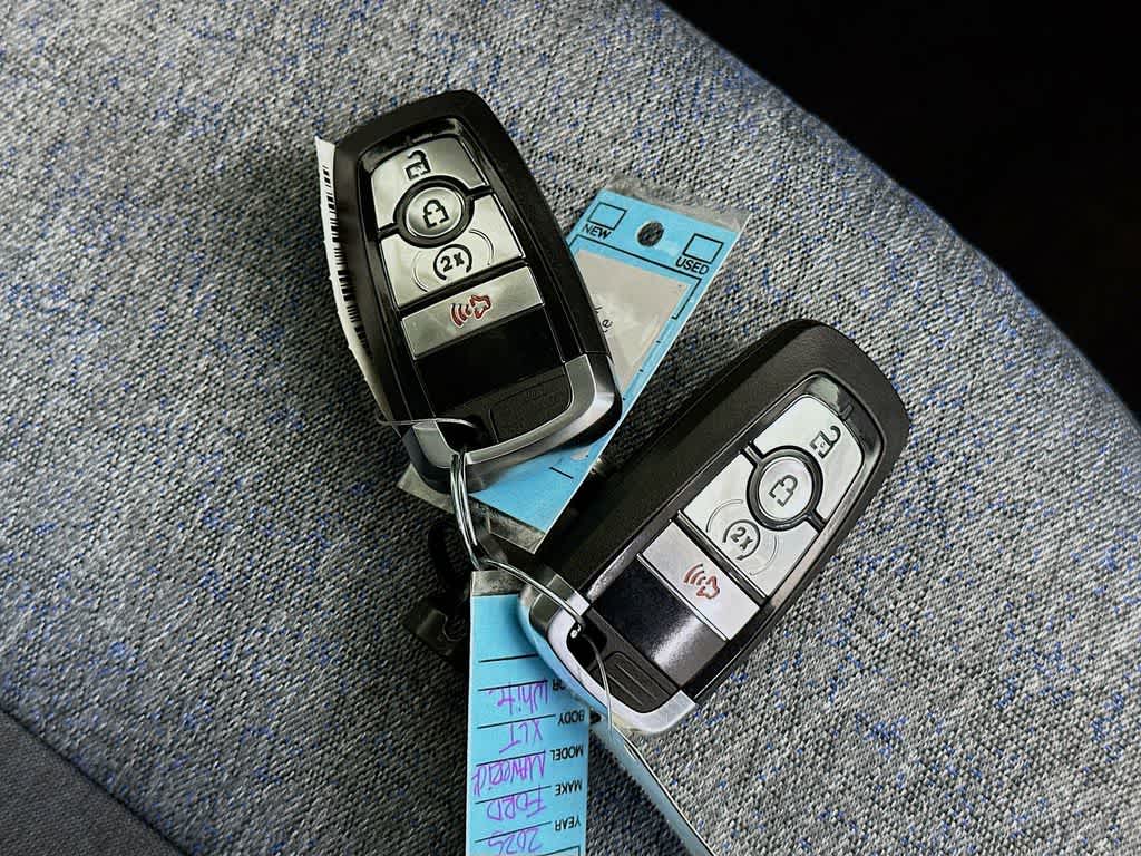 Thumbnail: 2025 Ford Maverick - 21