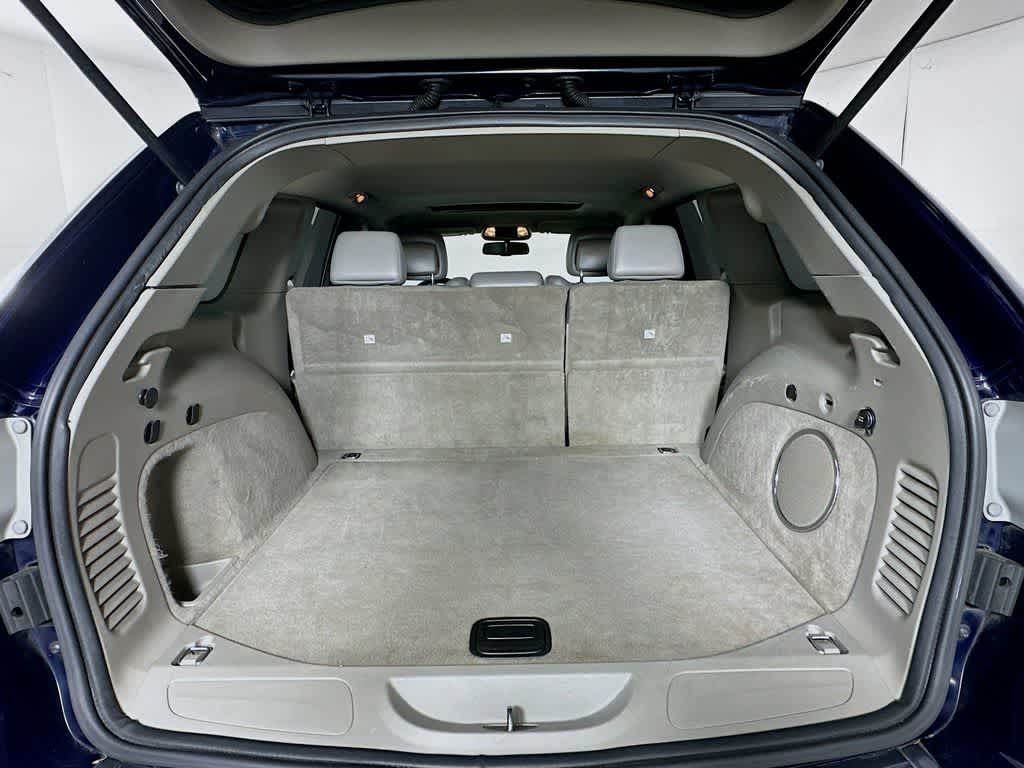 Thumbnail: 2013 Jeep Grand Cherokee - 21