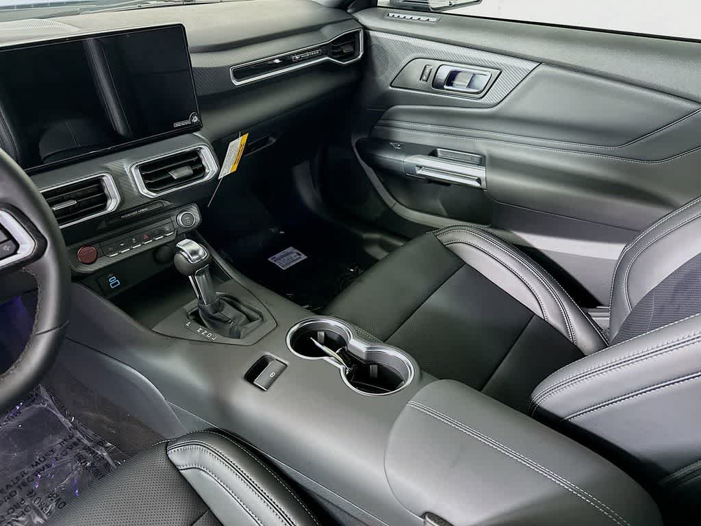 Thumbnail: 2026 Ford Mustang - 10