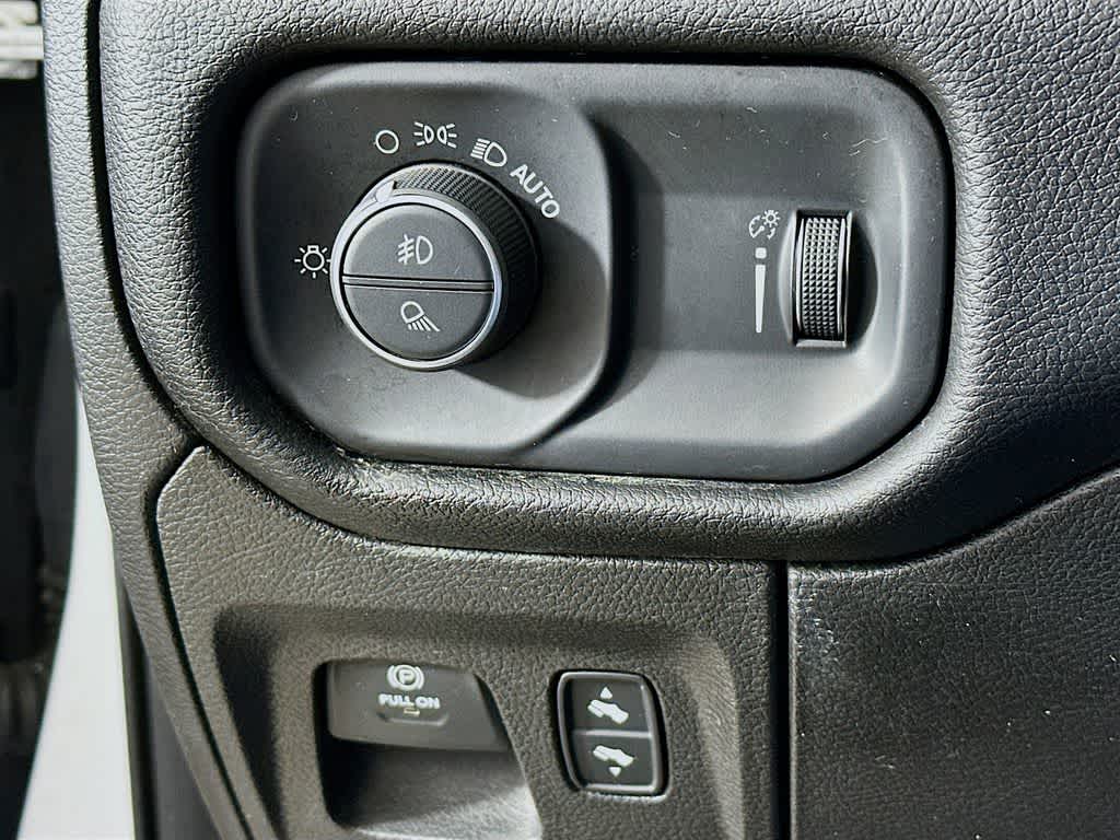 Thumbnail: 2020 RAM 1500 - 26