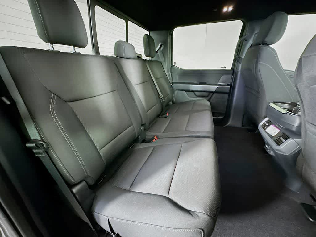 Thumbnail: 2025 Ford F-150 - 32