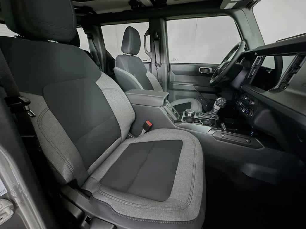Thumbnail: 2025 Ford Bronco - 15