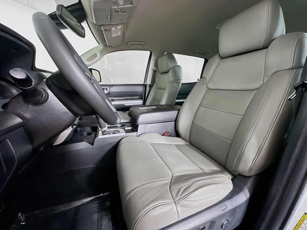 Thumbnail: 2021 Toyota Tundra - 12