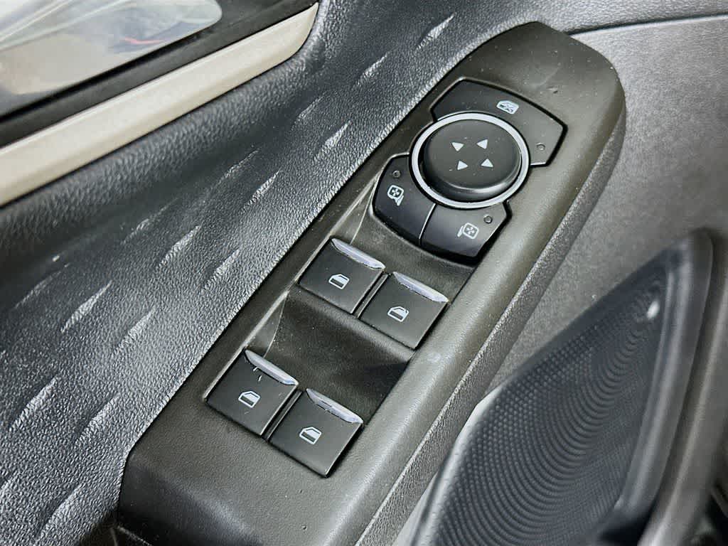 Thumbnail: 2020 Ford Escape - 29