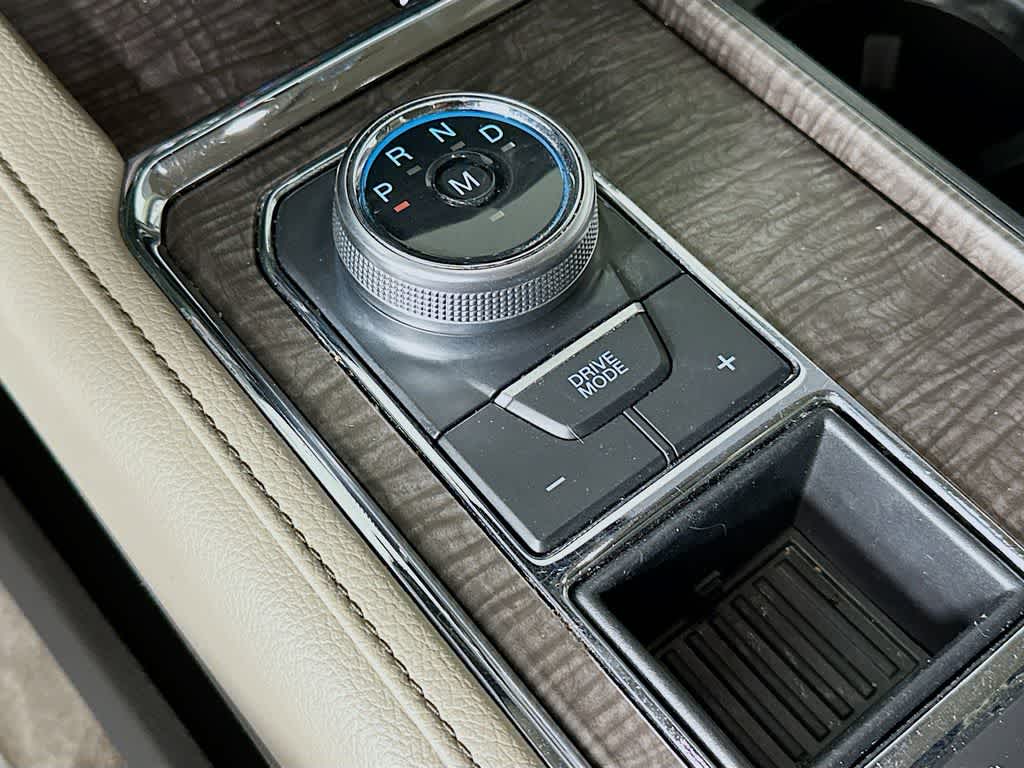 Thumbnail: 2018 Ford Expedition - 19