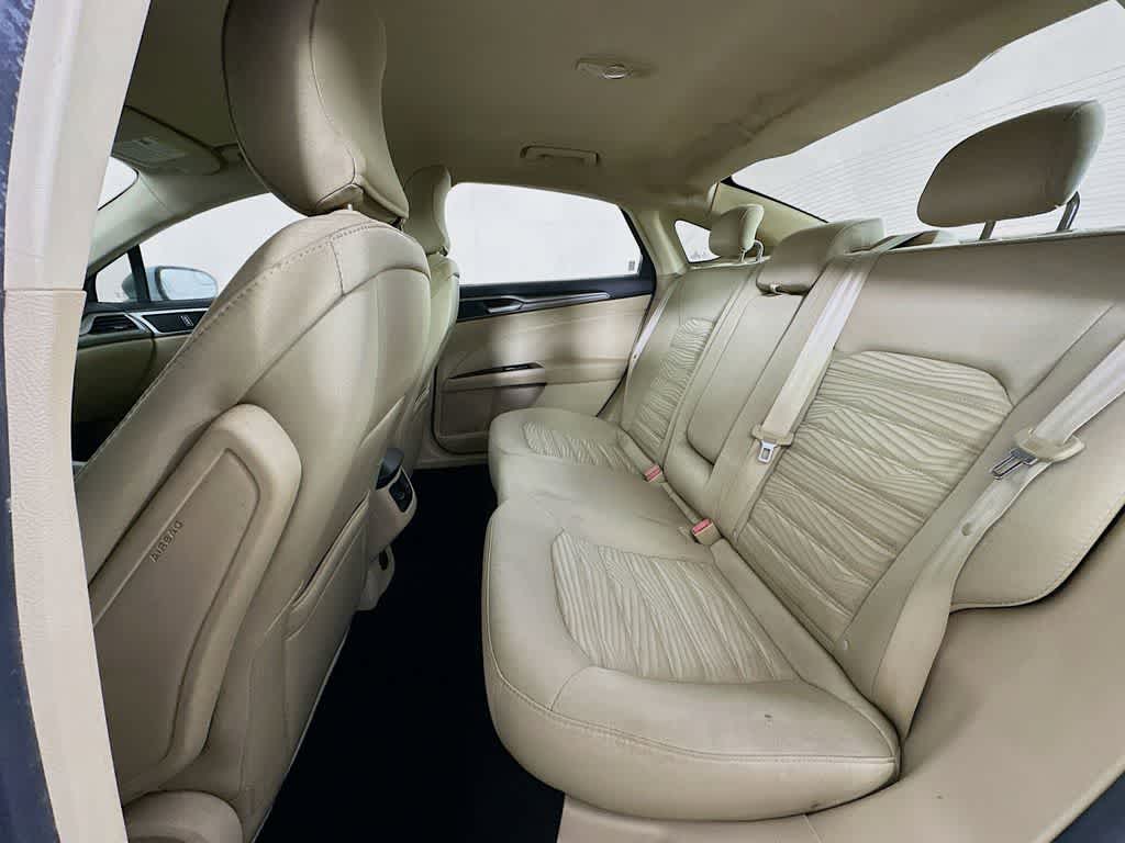 Thumbnail: 2016 Ford Fusion - 14