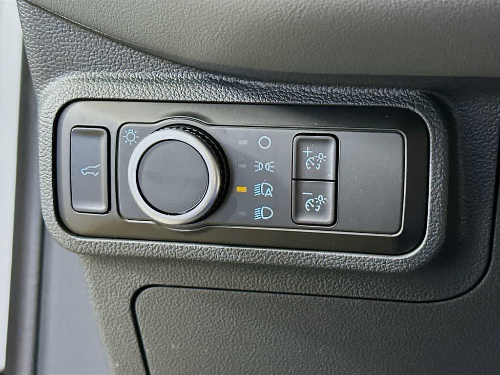 Thumbnail: 2026 Ford Explorer - 25