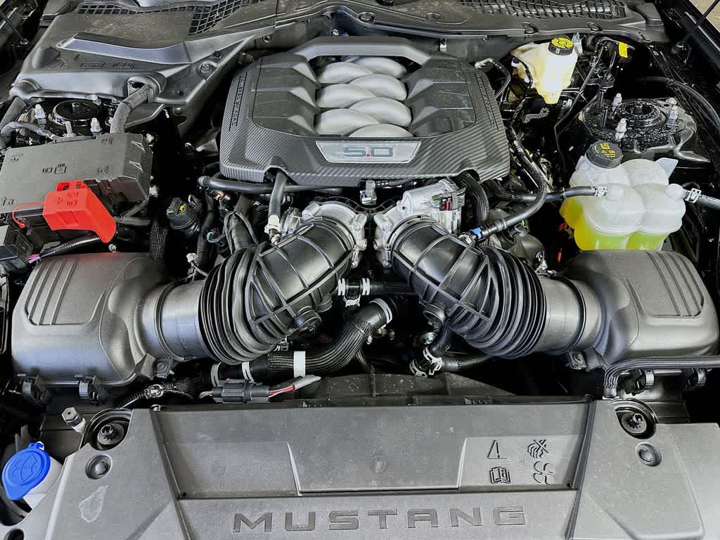 Thumbnail: 2025 Ford Mustang - 9