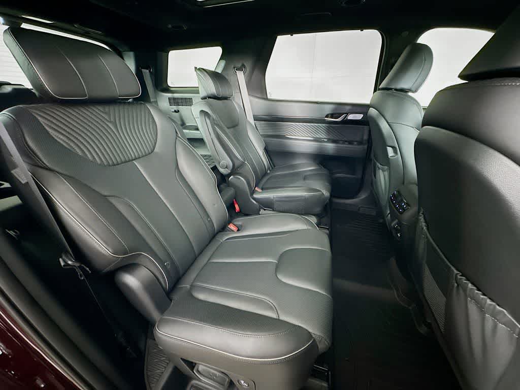 Thumbnail: 2023 Hyundai Palisade - 31