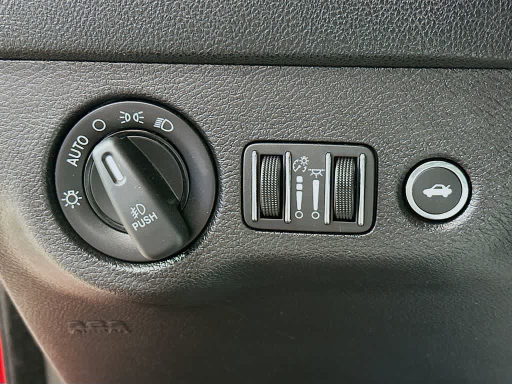 Thumbnail: 2019 Dodge Charger - 27