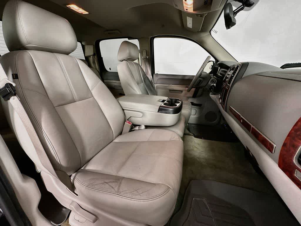 Thumbnail: 2011 GMC Sierra 1500 - 14