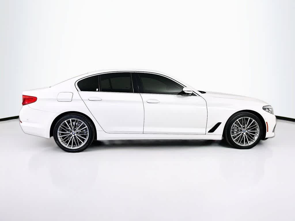 Thumbnail: 2020 BMW 5 Series - 26