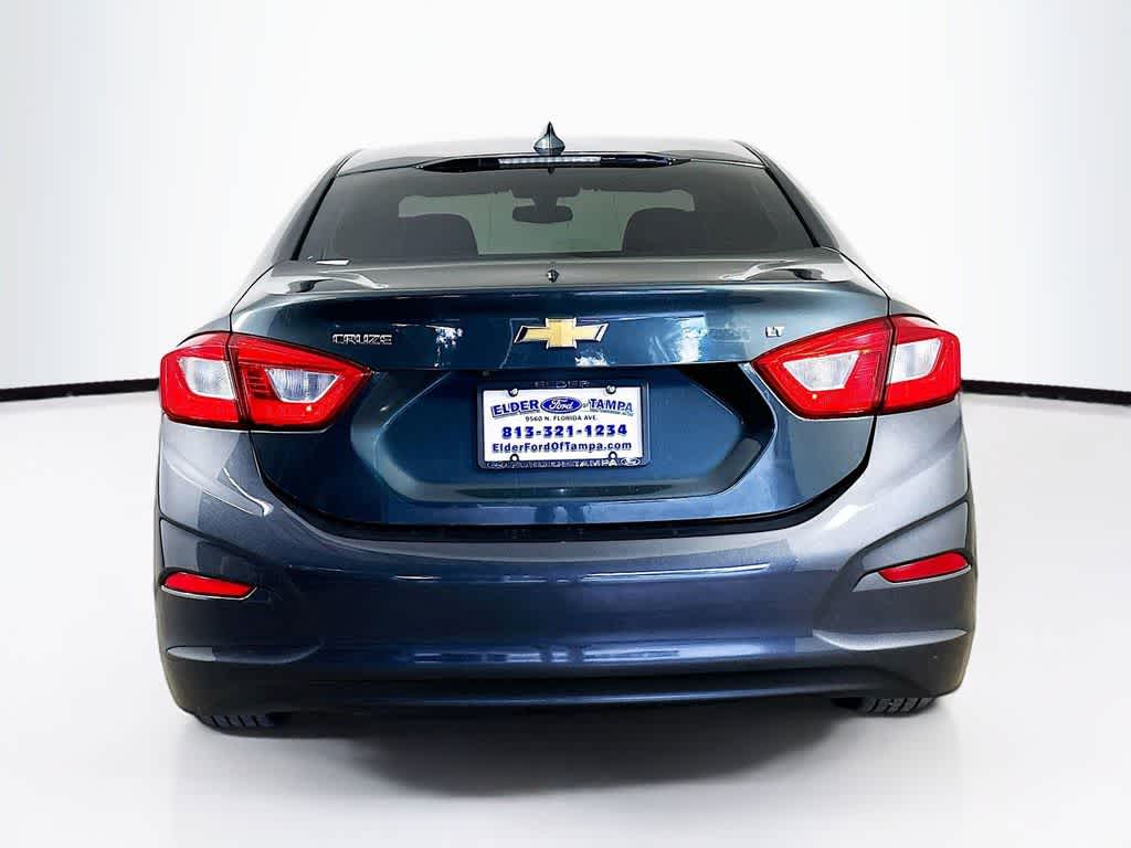 Thumbnail: 2018 Chevrolet Cruze - 5