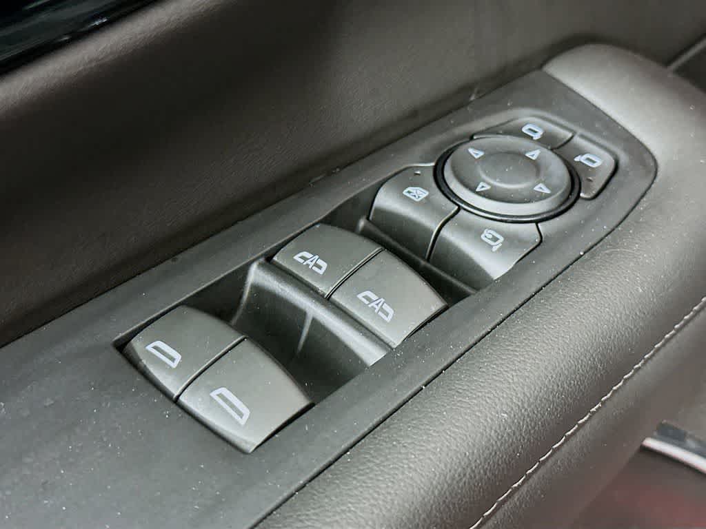 Thumbnail: 2025 Chevrolet Tahoe - 29