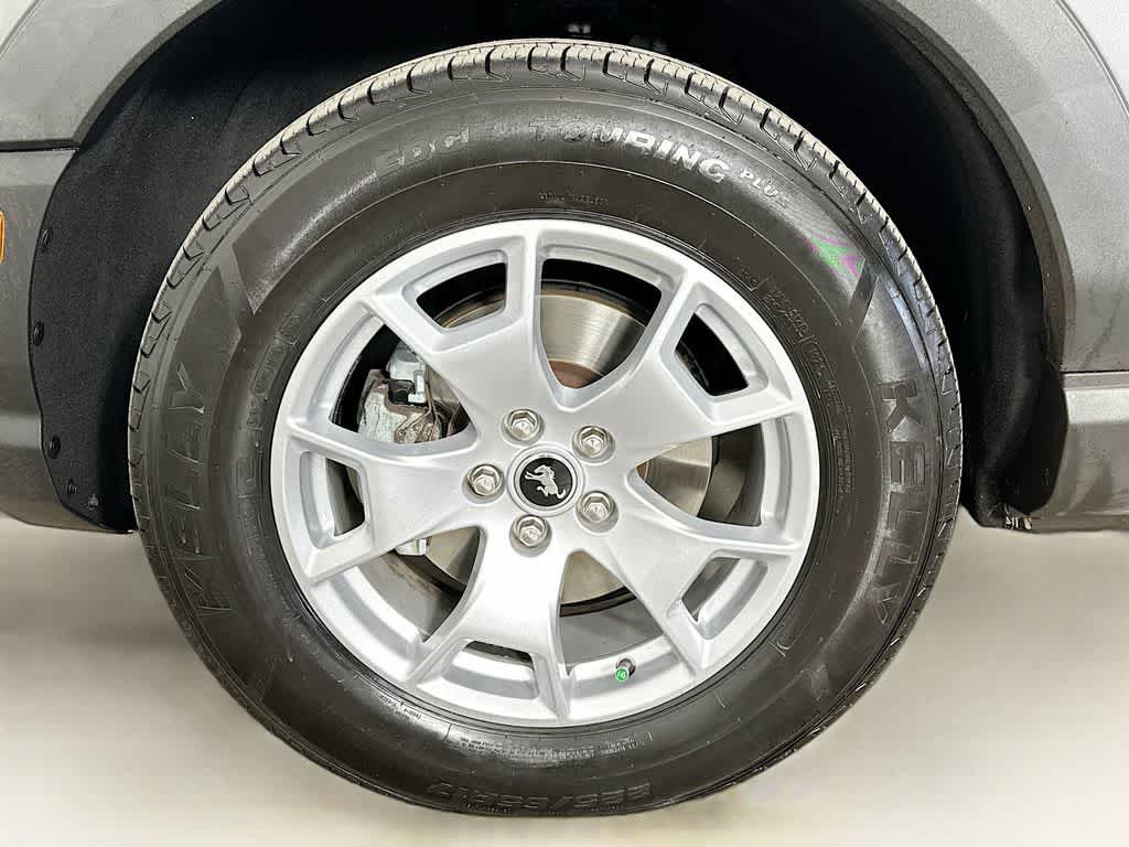 Thumbnail: 2022 Ford Bronco Sport - 8