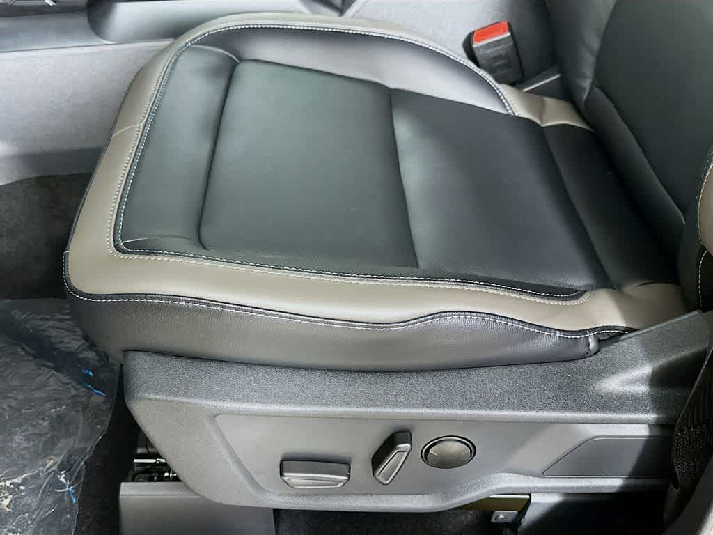 Thumbnail: 2025 Ford Bronco - 30