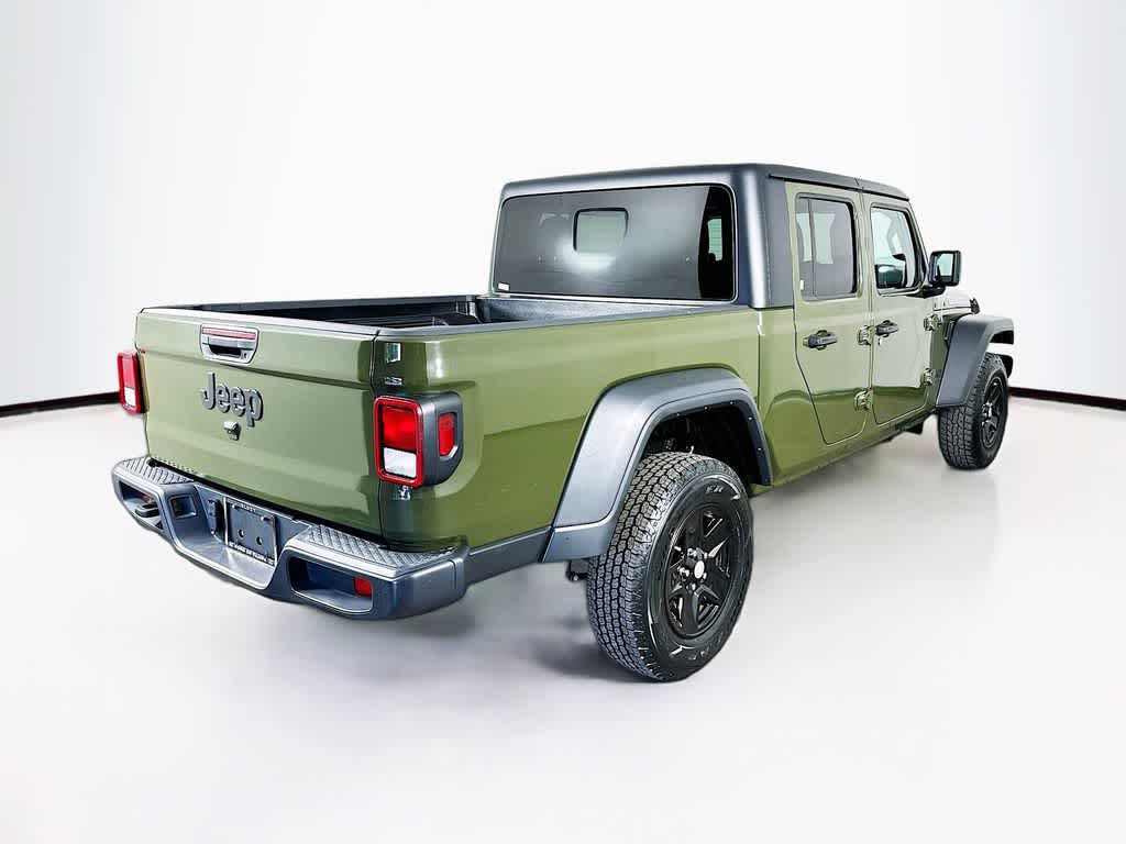Thumbnail: 2023 Jeep Gladiator - 24