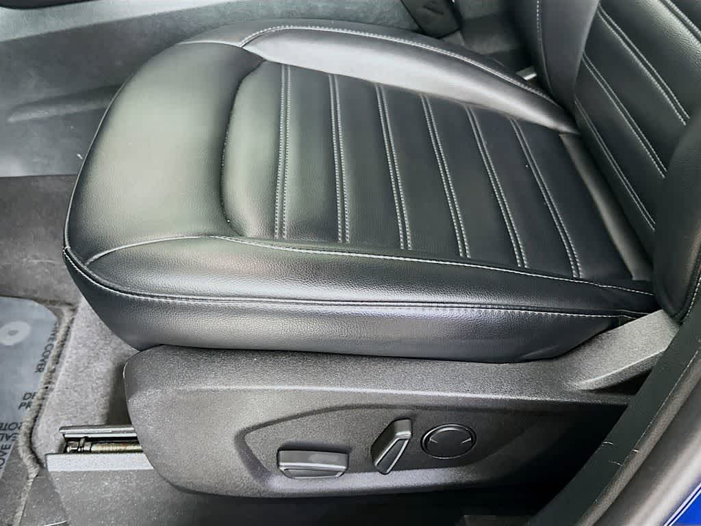 Thumbnail: 2022 Ford Edge - 29