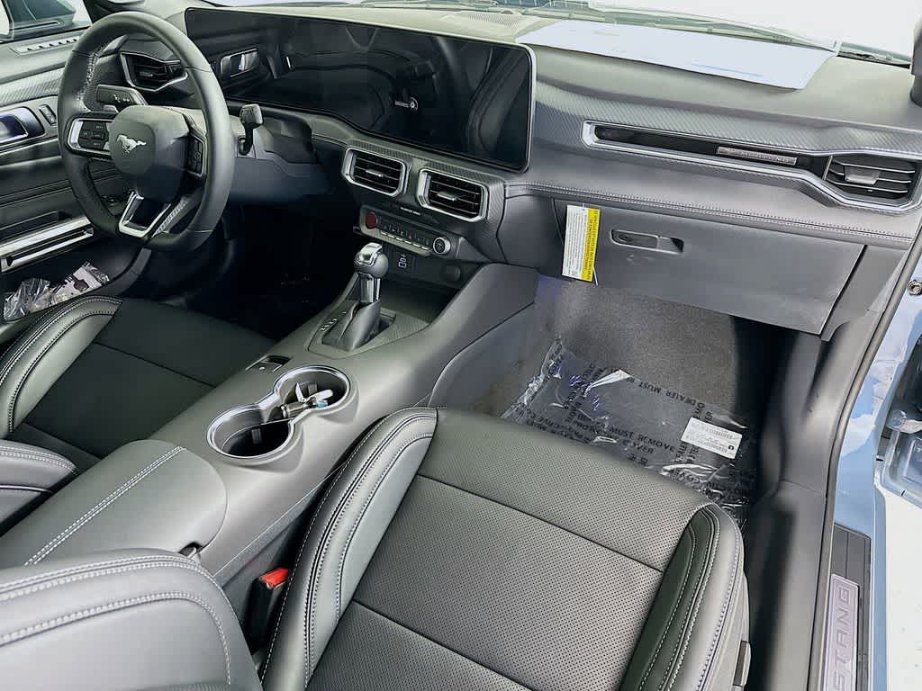 Thumbnail: 2025 Ford Mustang - 30