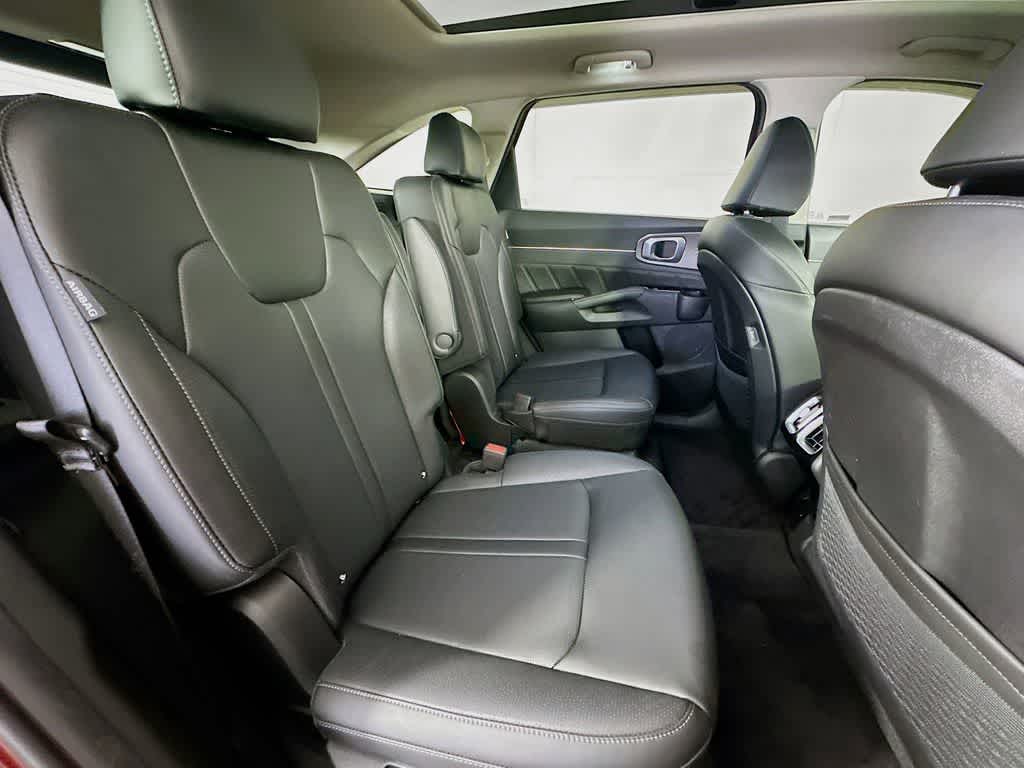 Thumbnail: 2024 Kia Sorento - 33