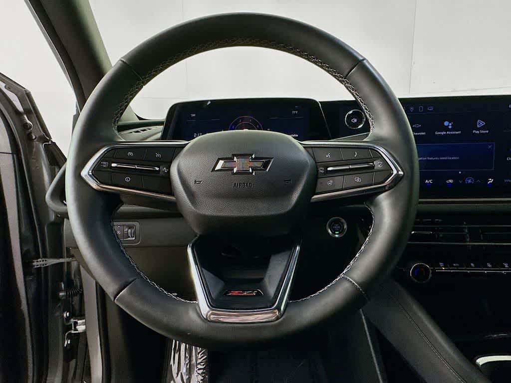 Thumbnail: 2025 Chevrolet Traverse - 16