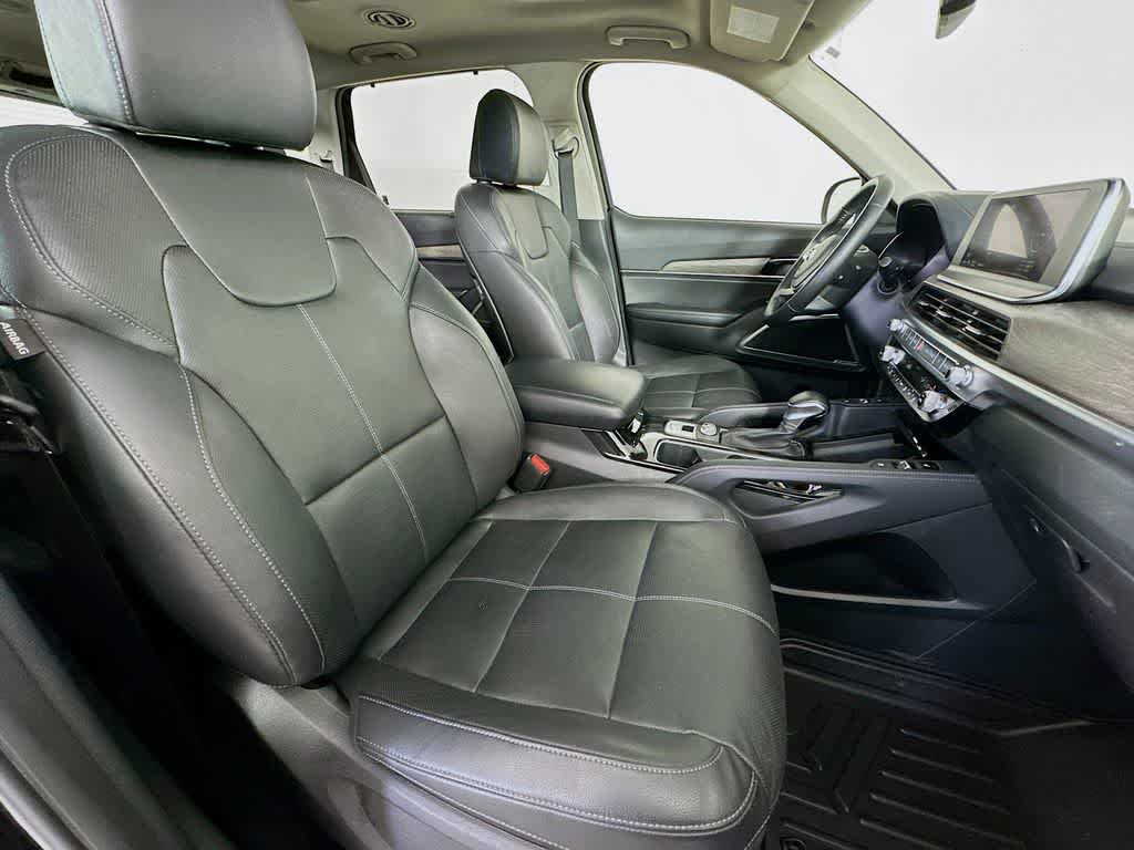 Thumbnail: 2021 Kia Telluride - 13