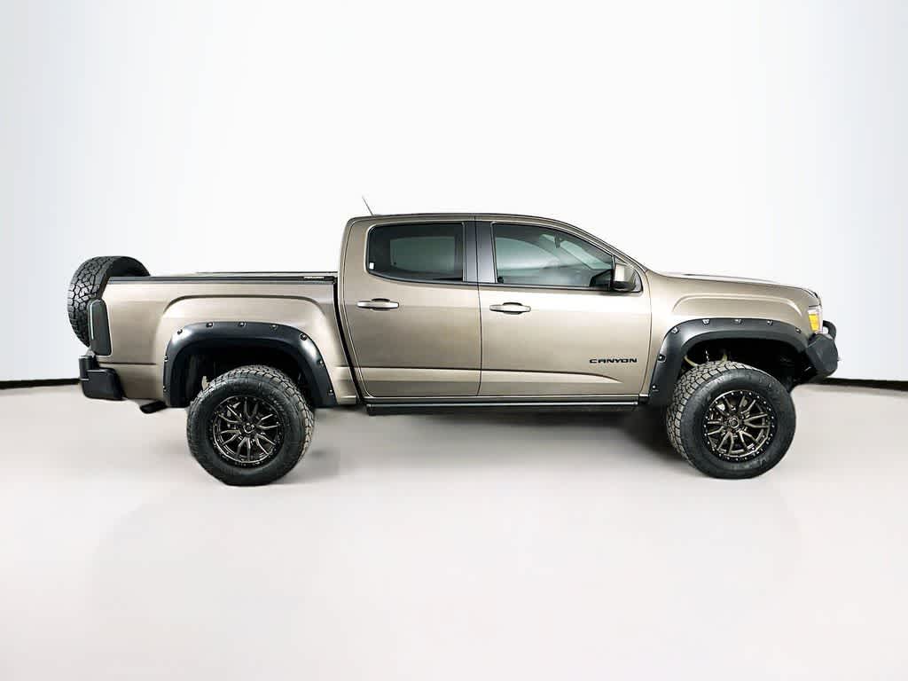 Thumbnail: 2016 GMC Canyon - 24