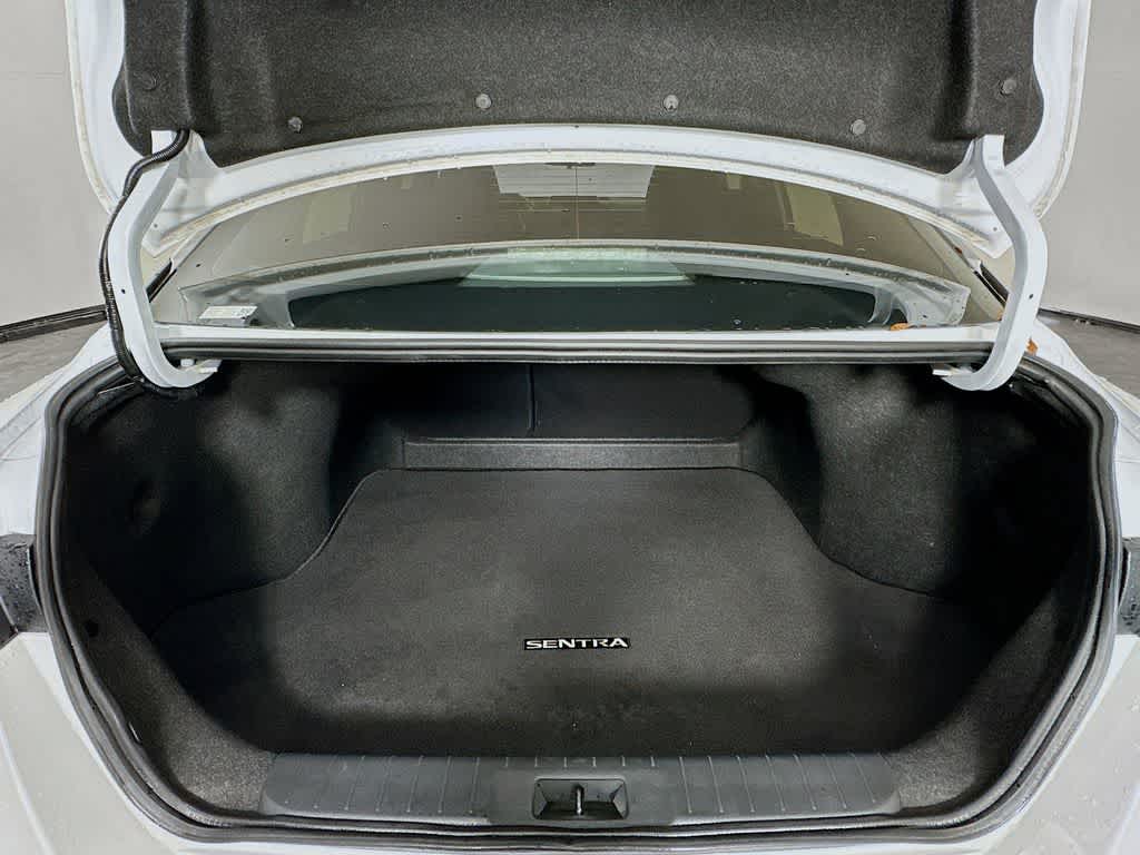 Thumbnail: 2023 Nissan Sentra - 20