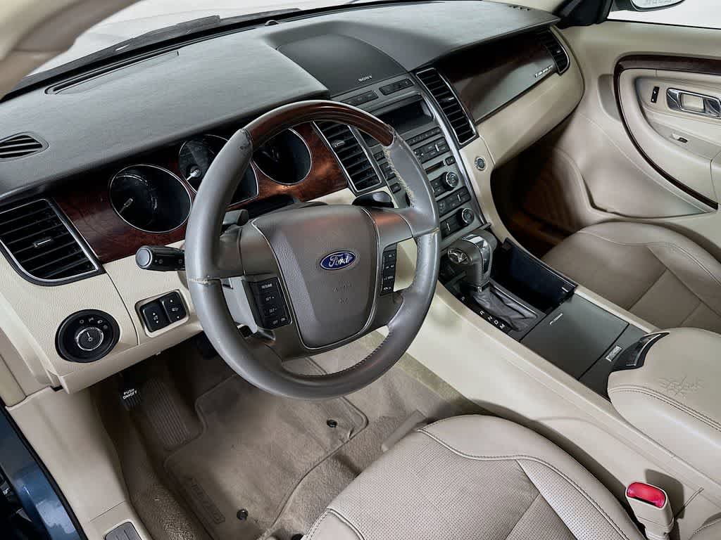Thumbnail: 2010 Ford Taurus - 2