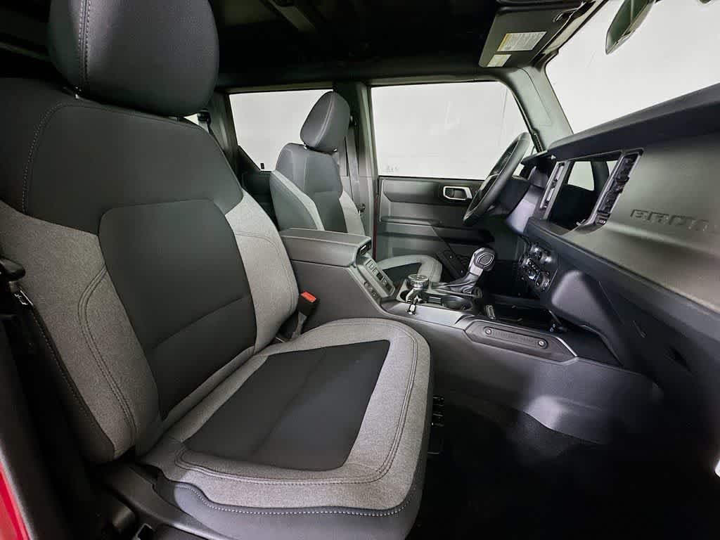 Thumbnail: 2025 Ford Bronco - 15