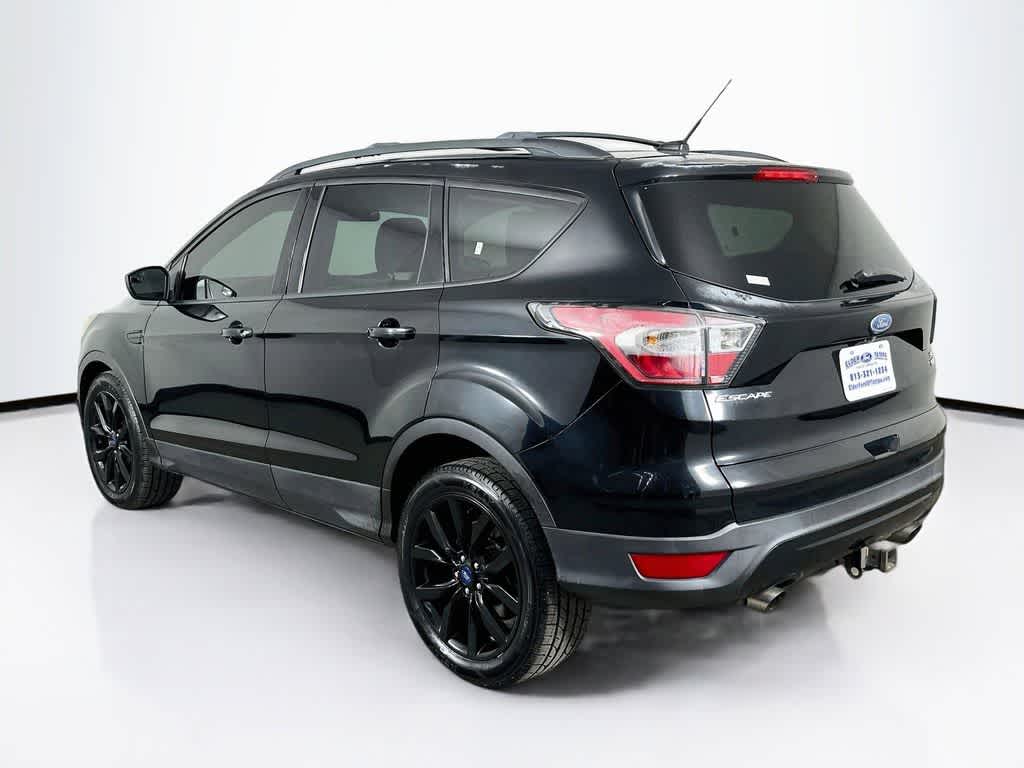 Thumbnail: 2017 Ford Escape - 4