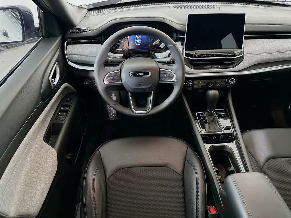 Thumbnail: 2024 Jeep Compass - 10