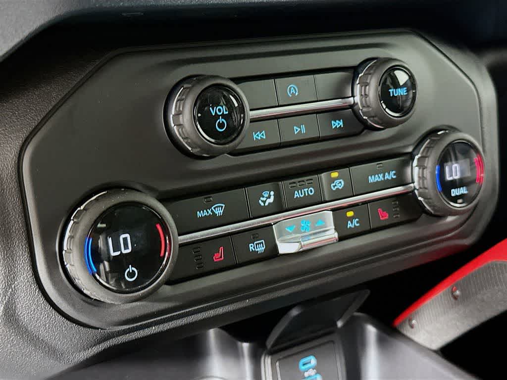 Thumbnail: 2025 Ford Bronco - 18