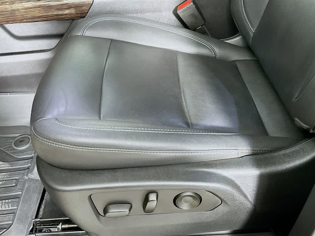 Thumbnail: 2022 GMC Sierra 1500 - 32