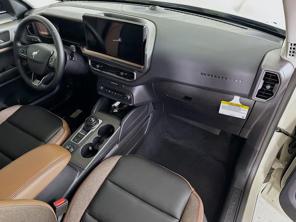 Thumbnail: 2025 Ford Bronco Sport - 33