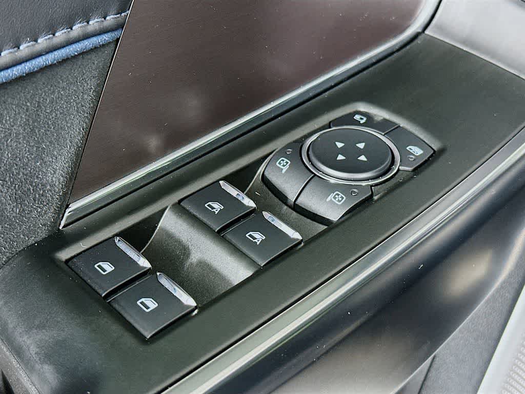 2025 Ford F-150 Platinum 30