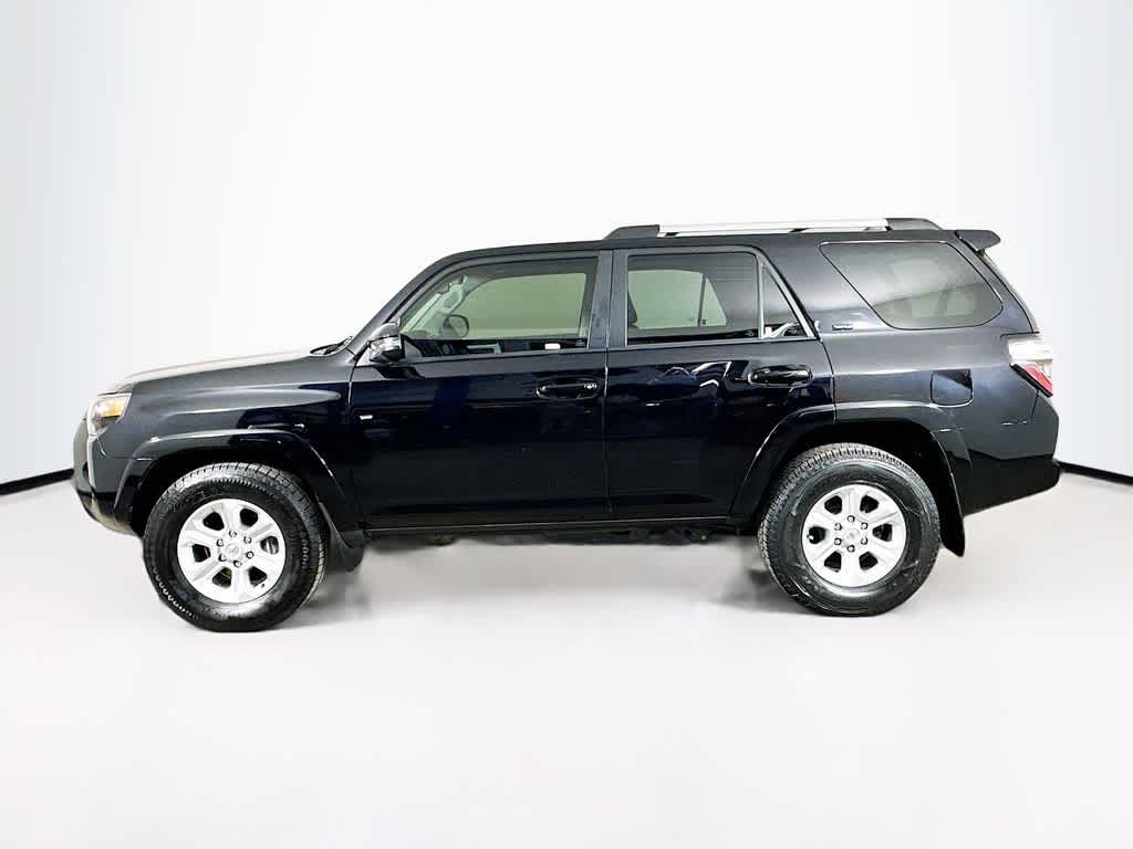 Thumbnail: 2022 Toyota 4Runner - 3