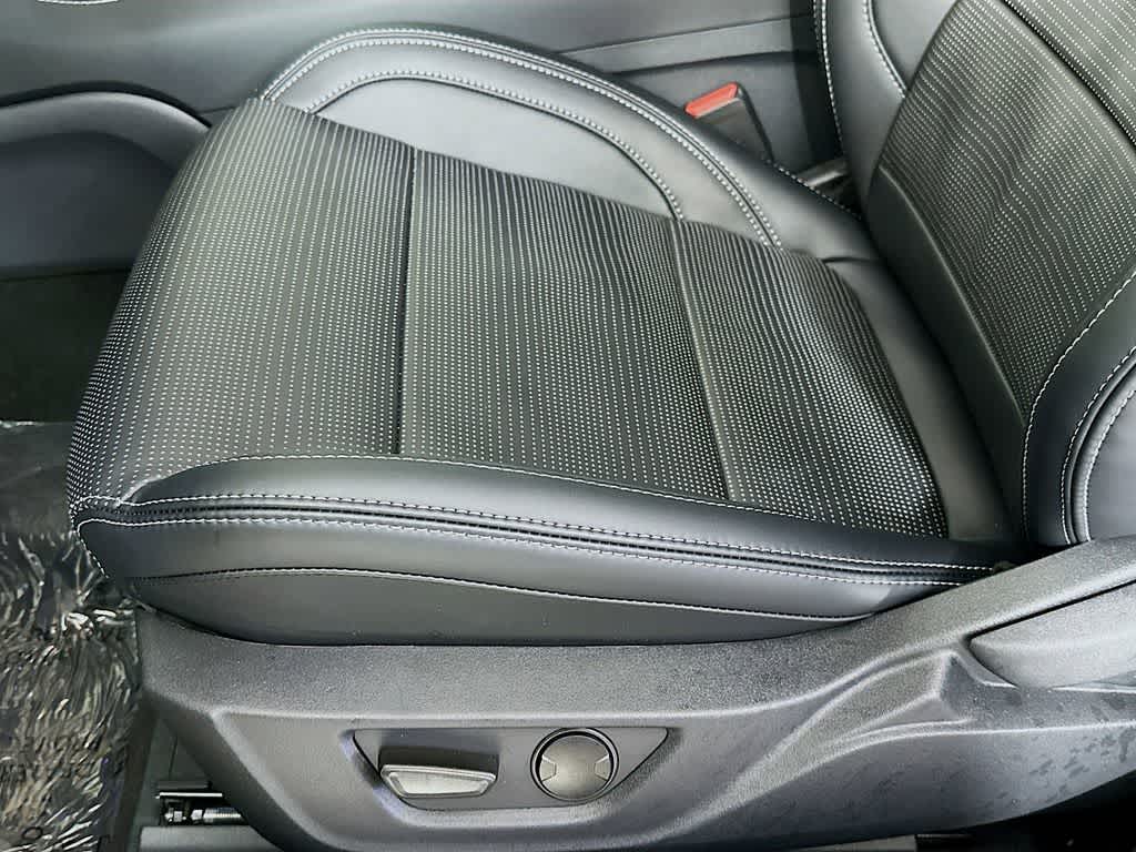 Thumbnail: 2025 Ford Mustang - 29