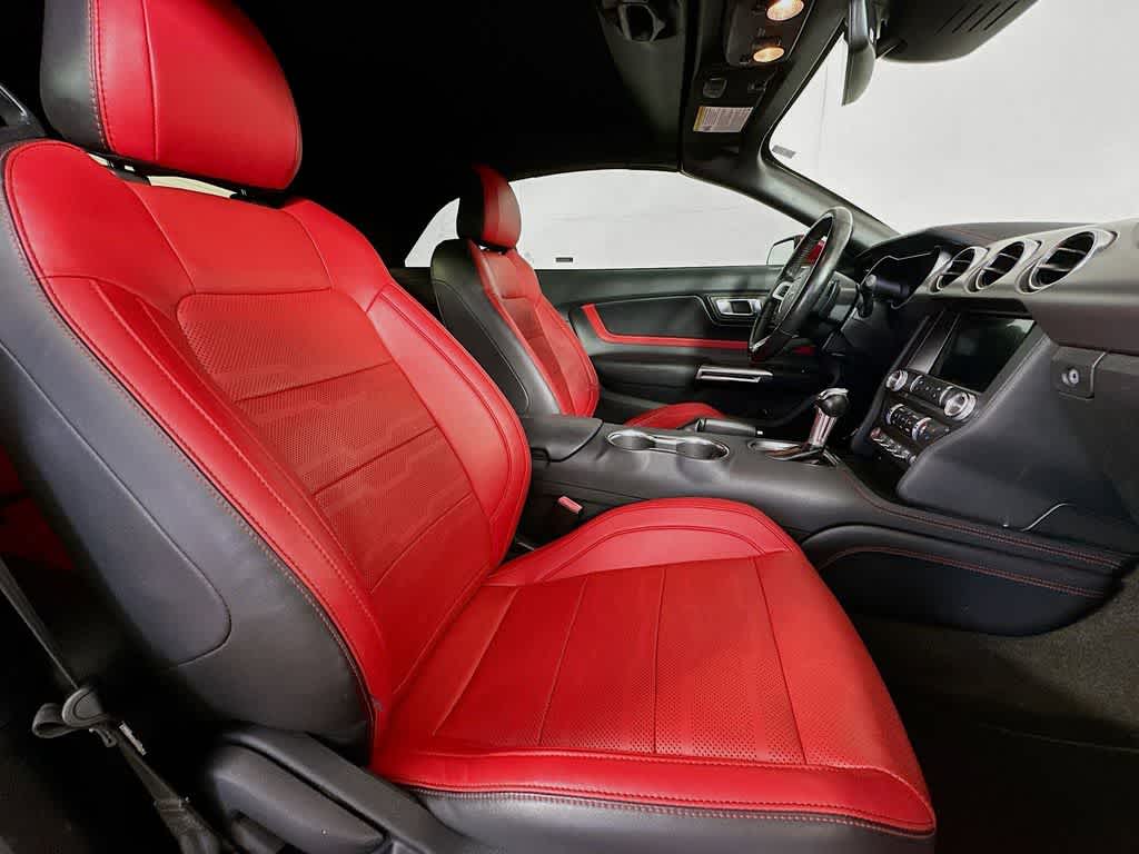 2018 Ford Mustang  14