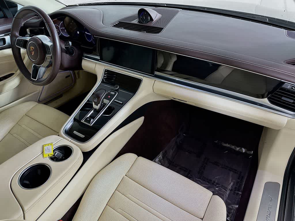 Thumbnail: 2020 Porsche Panamera - 34