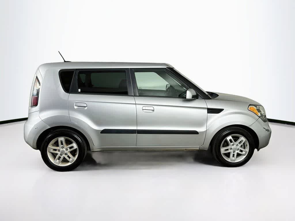 Thumbnail: 2010 Kia Soul - 23