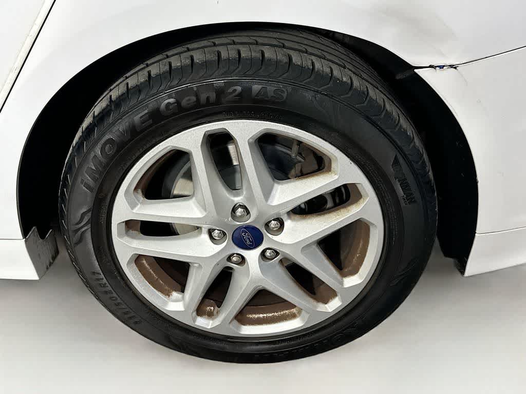 Thumbnail: 2016 Ford Fusion - 8