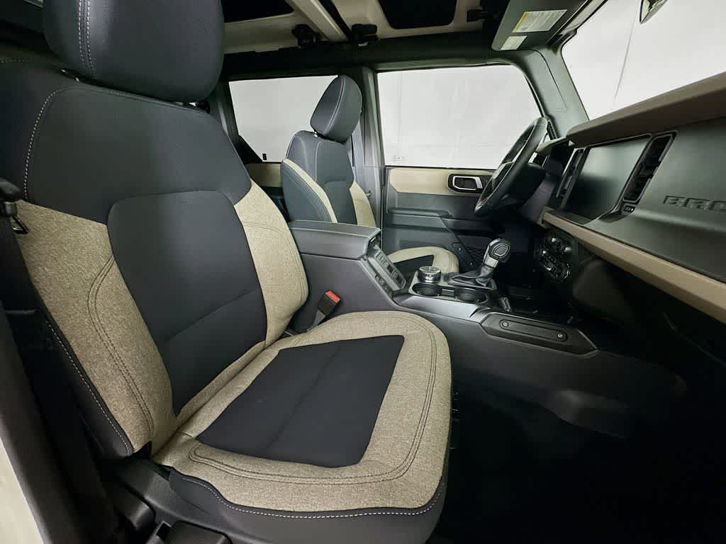 Thumbnail: 2025 Ford Bronco - 15