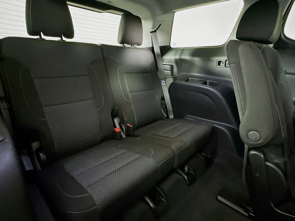 Thumbnail: 2023 GMC Acadia - 29